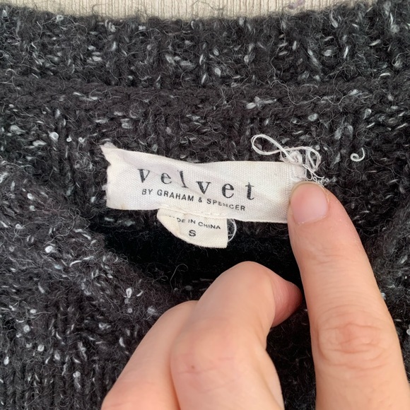 Velvet (brand) Size Small Coal Sweater - Picture 5 of 6